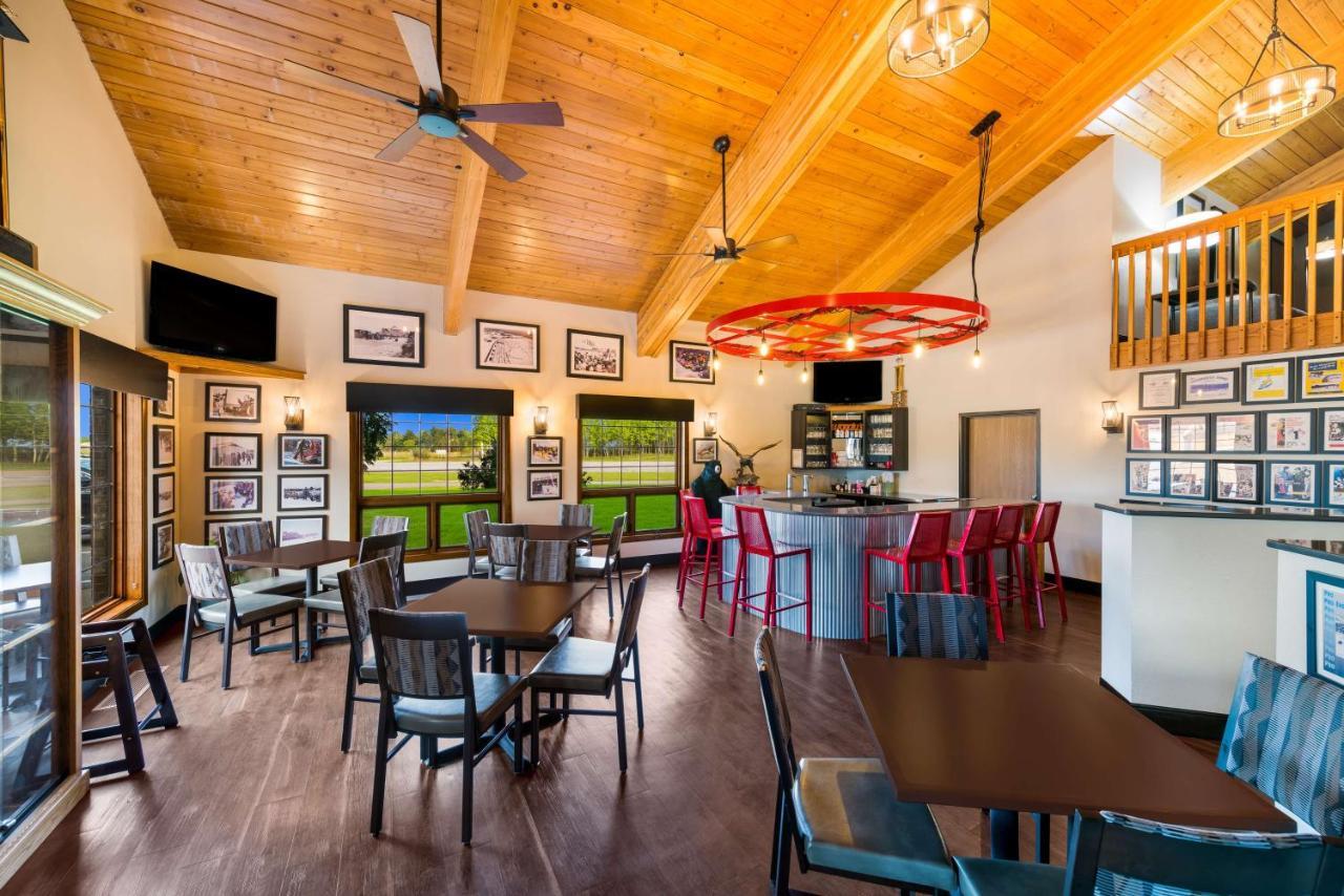 Best Western Derby Inn Eagle River Eksteriør billede