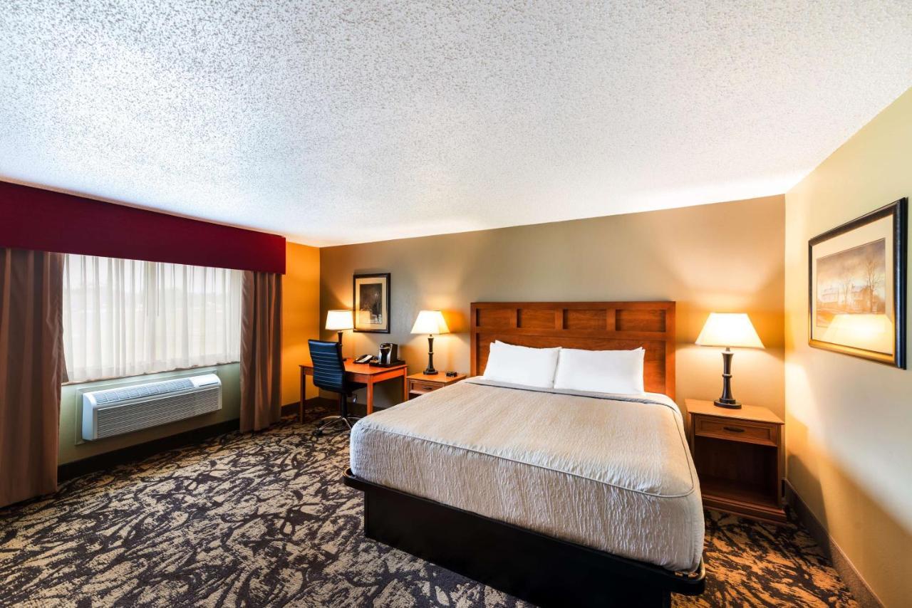 Best Western Derby Inn Eagle River Eksteriør billede