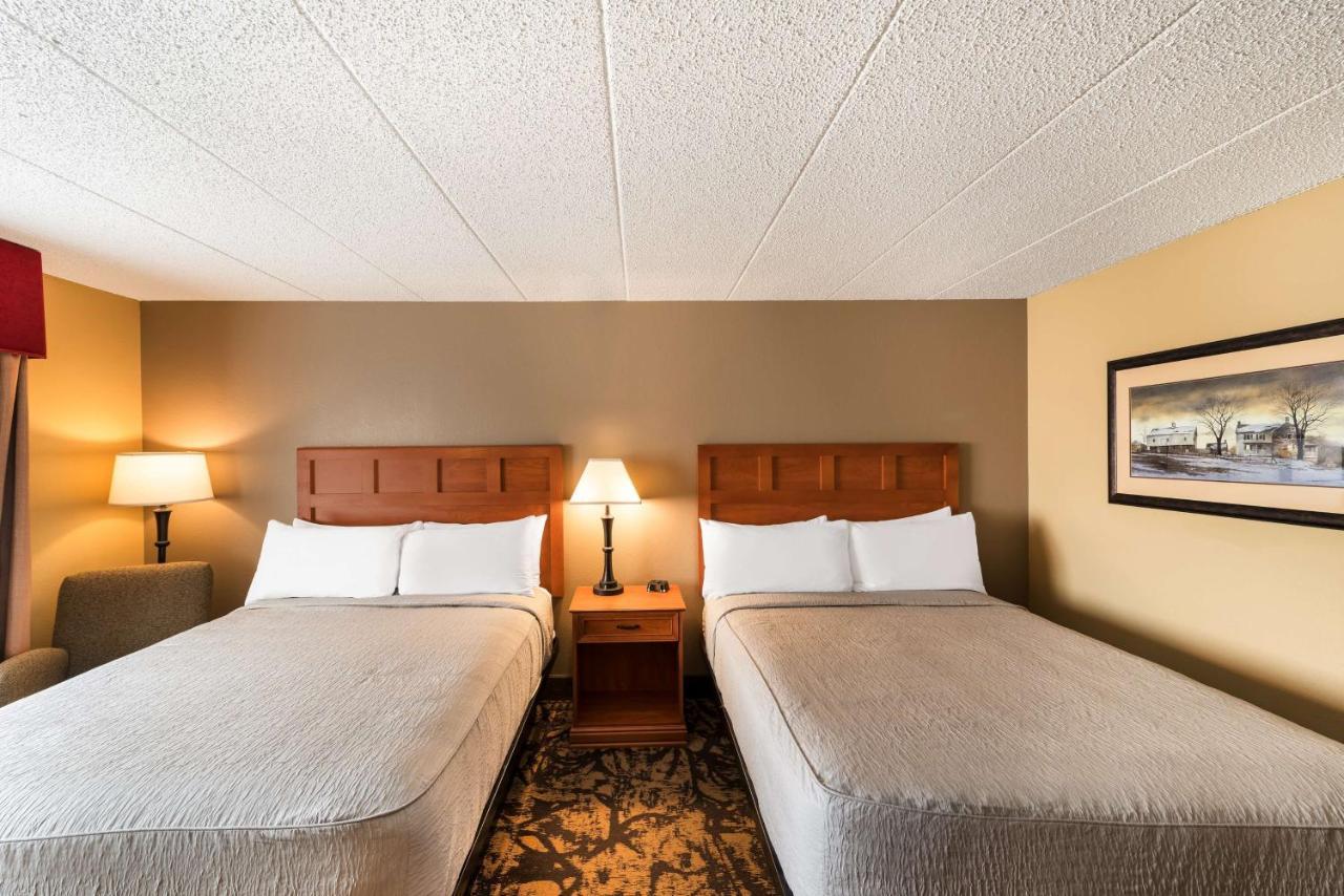 Best Western Derby Inn Eagle River Eksteriør billede